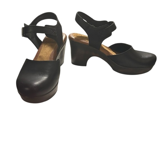 b.o.c. Shoes - b.o.c. by Born Women’s Black Size 8M Natasha Mary Jane Clogs, NWOT